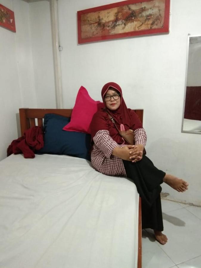 Destiny House Hotell Yogyakarta Exteriör bild